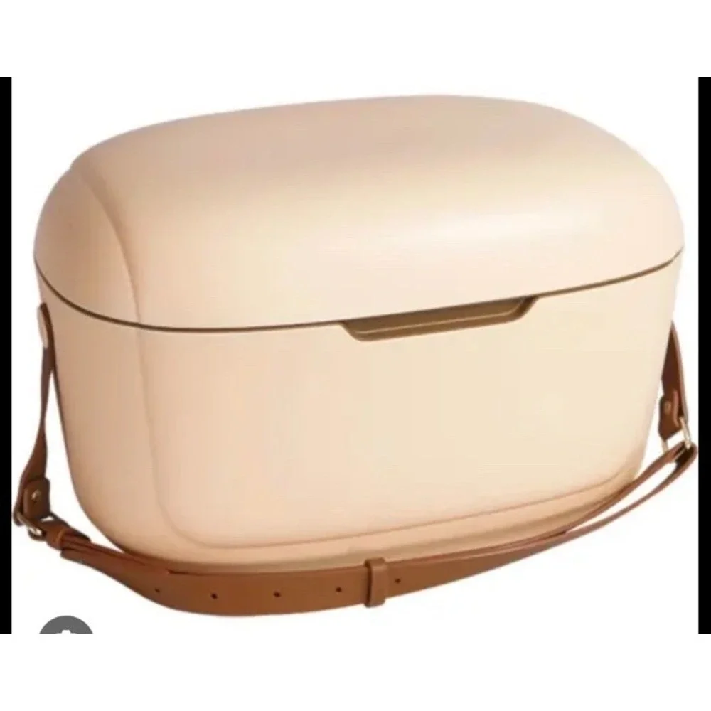 #208 12 L Hard  Shell Cooler